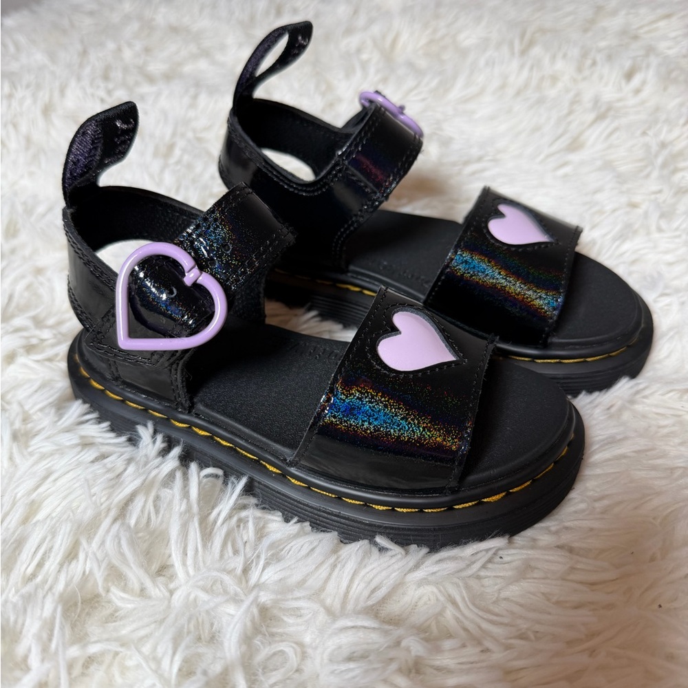 Dr.Marten kids Marlowe Heart Sandals